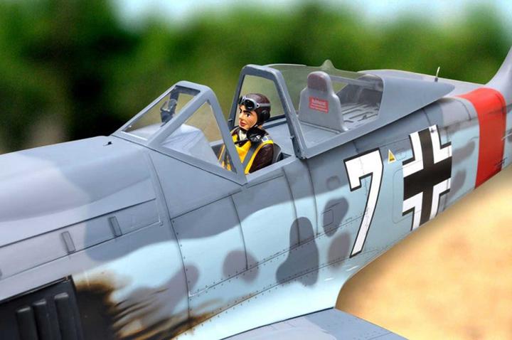 Productafbeelding Black Horse Focke Wulf Fw-190a Arf 2,6m Warbird Met Pneumatisch Intrekbaar Landingsgestel (Zweefvliegtuig)