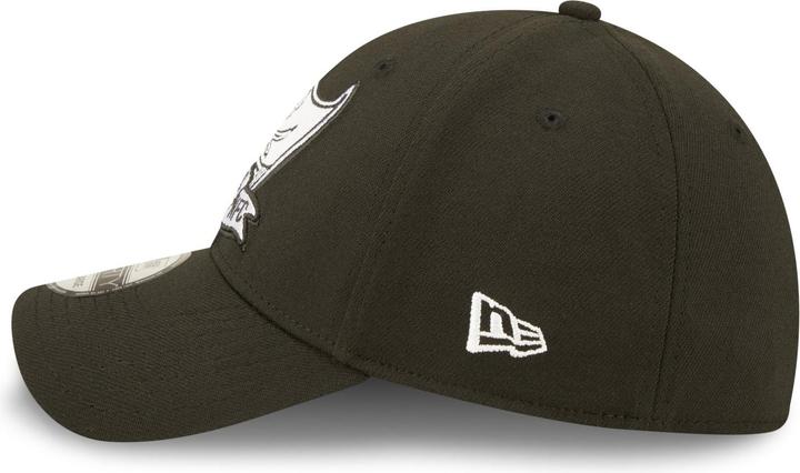 Image du produit New Era 39Thirty Cap - SIDELINE 2022 Tampa Bay Buccaneers (M/L)