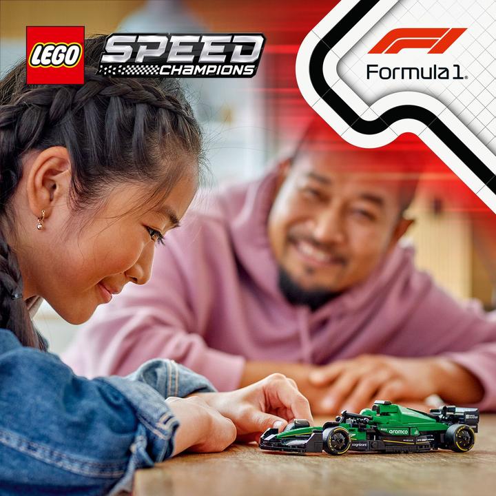 Actual product image LEGO Aston Martin Aramco F1 AMR24 Rennauto (77245, LEGO Speed Champions)