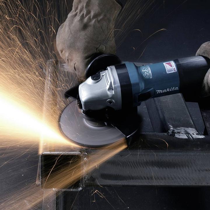 Actual product image Makita Angle grinder 1,400 W 125 mm GA5041C01 (125 mm)