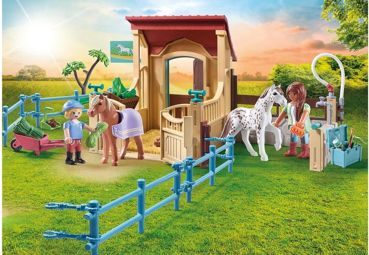 Image du produit Playmobil Écurie (71494, Playmobil Chevaux de la cascade)