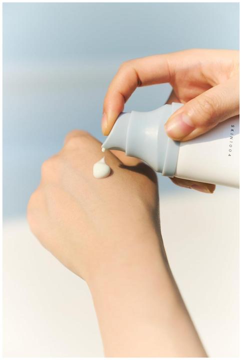 Produktbild Skin1004 Hyalu-Cica Water-Fit Sun Serum (Sonnencreme Gesicht, SPF 50+, 15 ml)