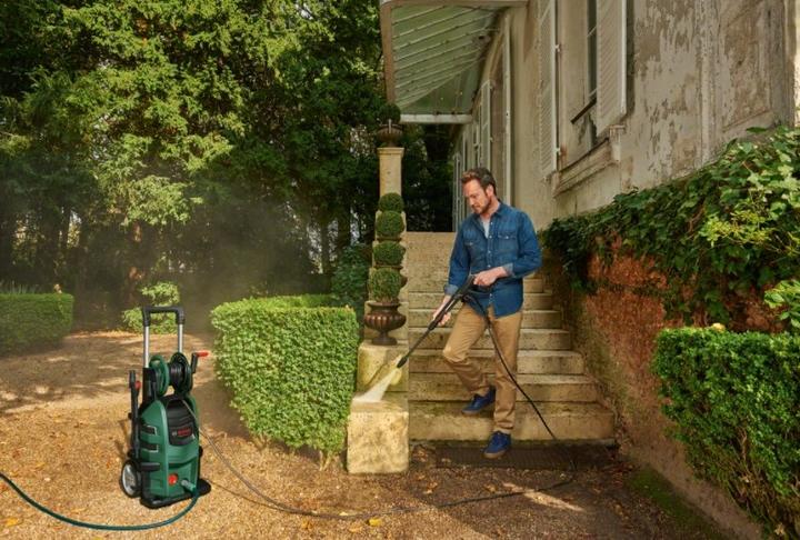 Actual product image Bosch Home & Garden High pressure cleaner AdvancedAquatak 150 incl. hose reel (Electrical connection)