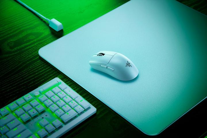 Actual product image Razer Viper V3 Pro (Wireless, Cable)