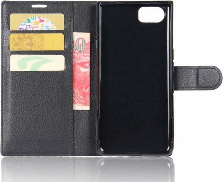 Actual product image Screenguard Blackberry KeyOne Leather Guard Leather Case (KEYone)