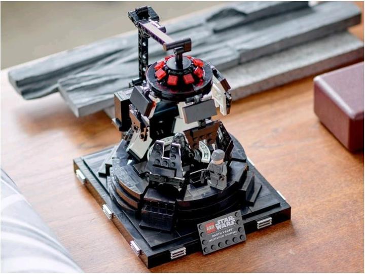 Image du produit LEGO Dark Vador - Chambre de méditation (75296, LEGO difficiles à trouver)