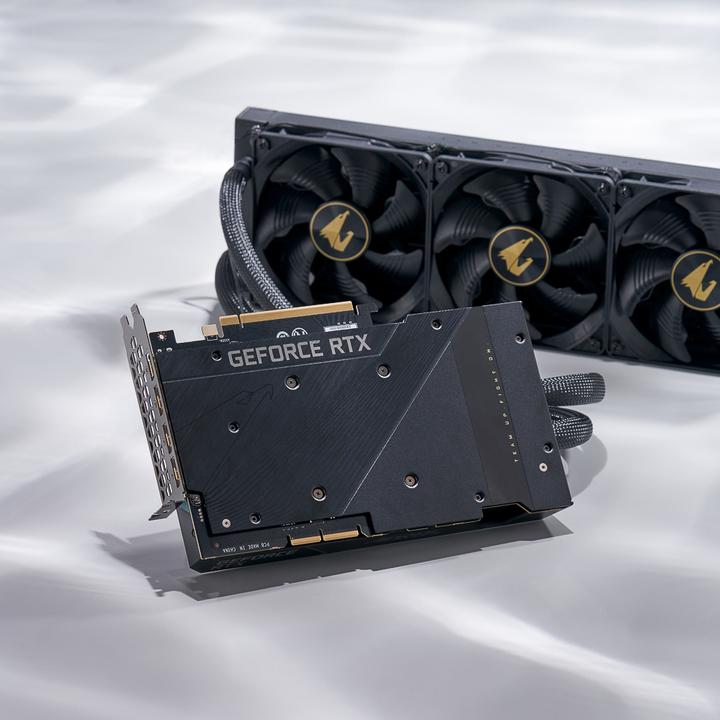 Produktbild Gigabyte AORUS GeForce RTX 3090 Ti XTREME WATERFORCE 24G (24 GB)