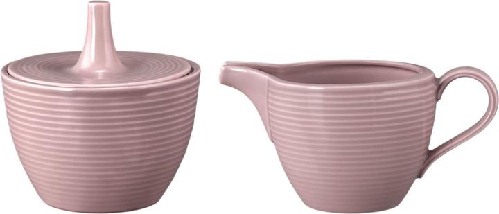 Dusky pink