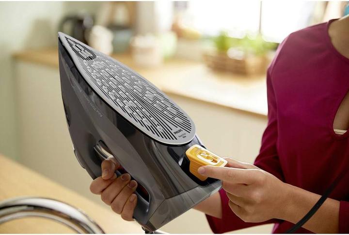 Actual product image Philips DST7511/80 (3200 W, 260 g/min)