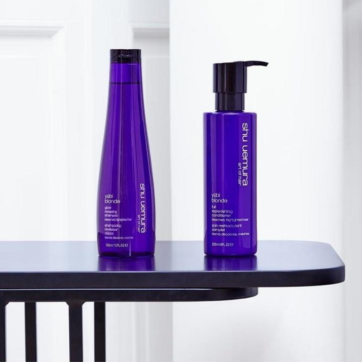 Produktbild Shu Uemura Yubi Blonde Glow Revealing Shampoo (300 ml, Flüssiges Shampoo)