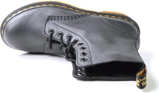 Actual product image Dr. Martens Pascal (36)
