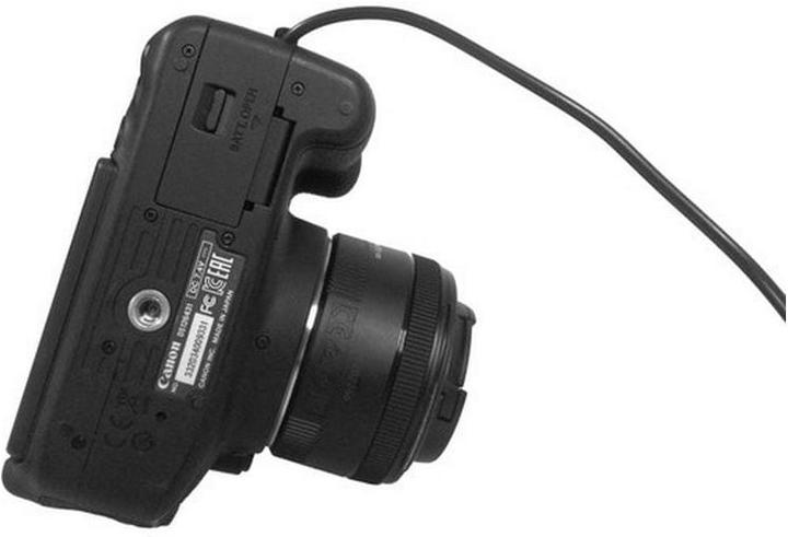 Actual product image Tether Tools Relay camera coupler CRN5, Nikon EN-EL9a