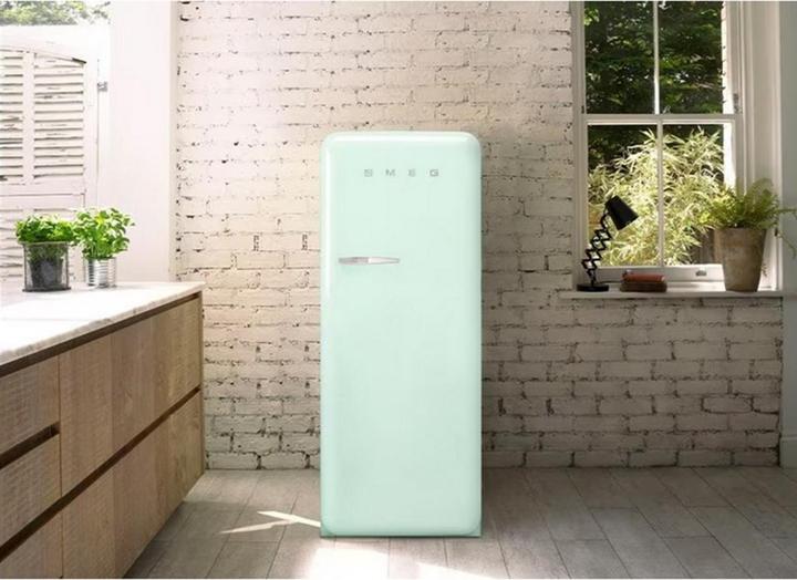 Actual product image Smeg FAB28RPG5 (270 l)