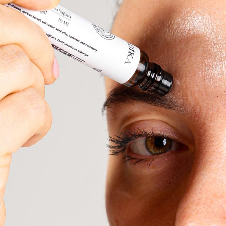 Radika Augenbrauenserum,Vitamin AEF, 100% Rein, BIO, natürlich, 10 ml (10 ml)