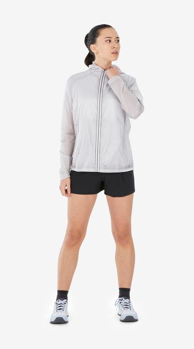 Actual product image Quechua Women's hiking jacket light windproof - MH900 (S)
