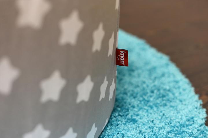 Produktbild Knorrtoys Bällebad soft - "Grey white stars" - 300 balls creme/grey/rose (ca. 6cm Durchmesser)