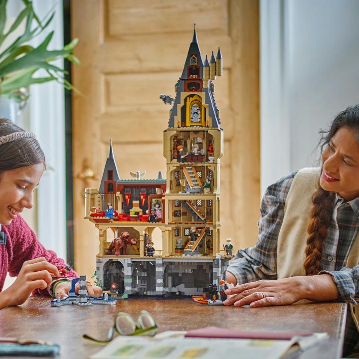 Produktbild LEGO Schloss Hogwarts: Der Hauptturm (76454, LEGO Harry Potter)