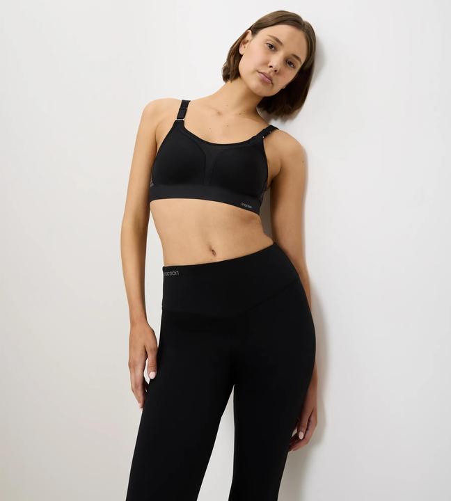 Actual product image Triumph Sports bra "Triaction Extreme (75 D)