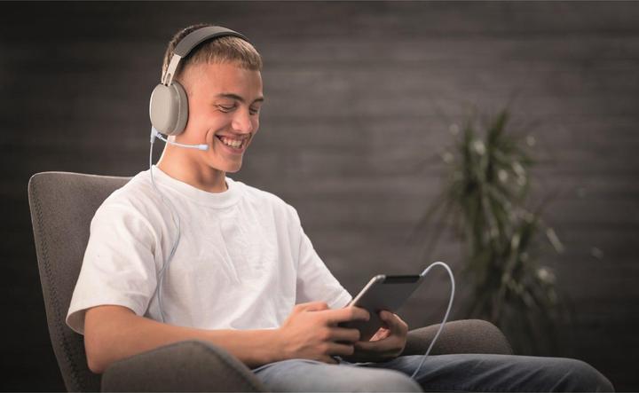 Actual product image Onanoff education headphones 10pcs school package incl. storage box secondary school & university