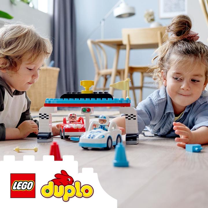 Produktbild LEGO Rennwagen (10947)