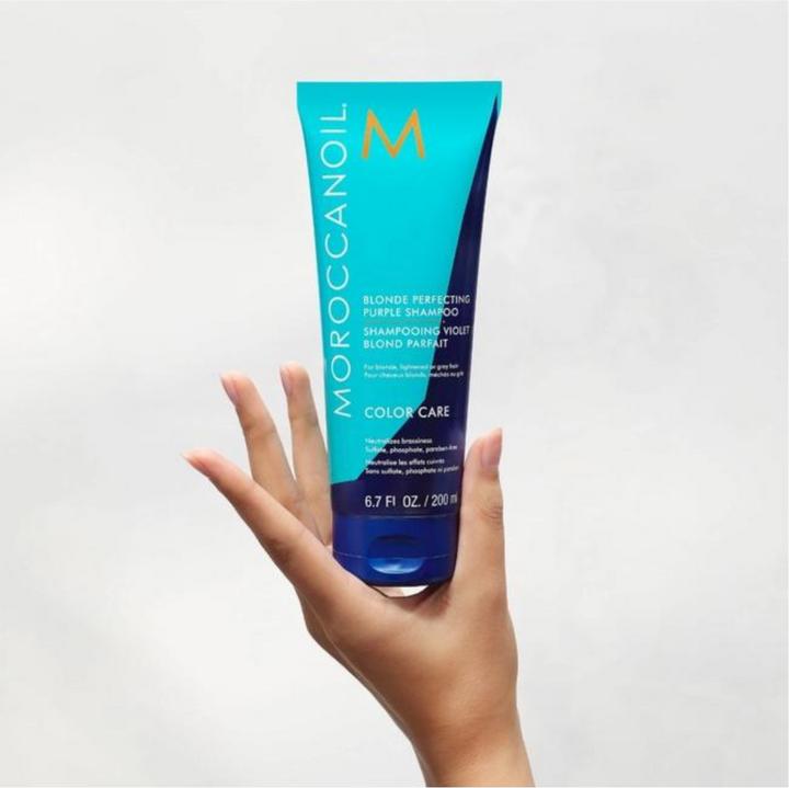 Actual product image Moroccanoil Color Care Blonde Perfecting Purple (200 ml, Silver shampoo)