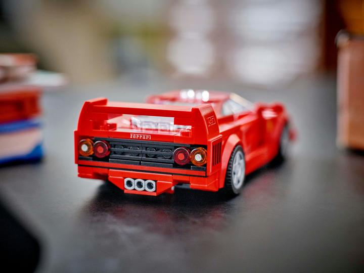 Produktbild LEGO Ferrari F40 Supersportwagen (76934, LEGO Speed Champions)