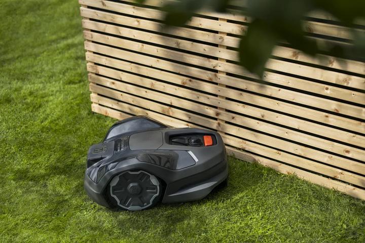 Produktbild Husqvarna 310E Nera (1000 m², Ohne Begrenzungskabel, Begrenzungskabel)