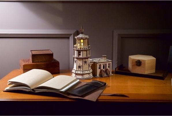 Image du produit Ugears LE PHARE DE SPLIT ROCK 295PCS (FR-DE-EN-POL-ES-UKR)