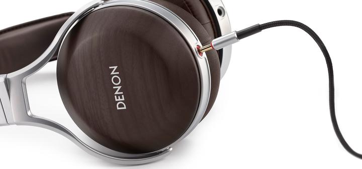 Actual product image Denon Ah-D5200 (No noise cancelling, Cable)