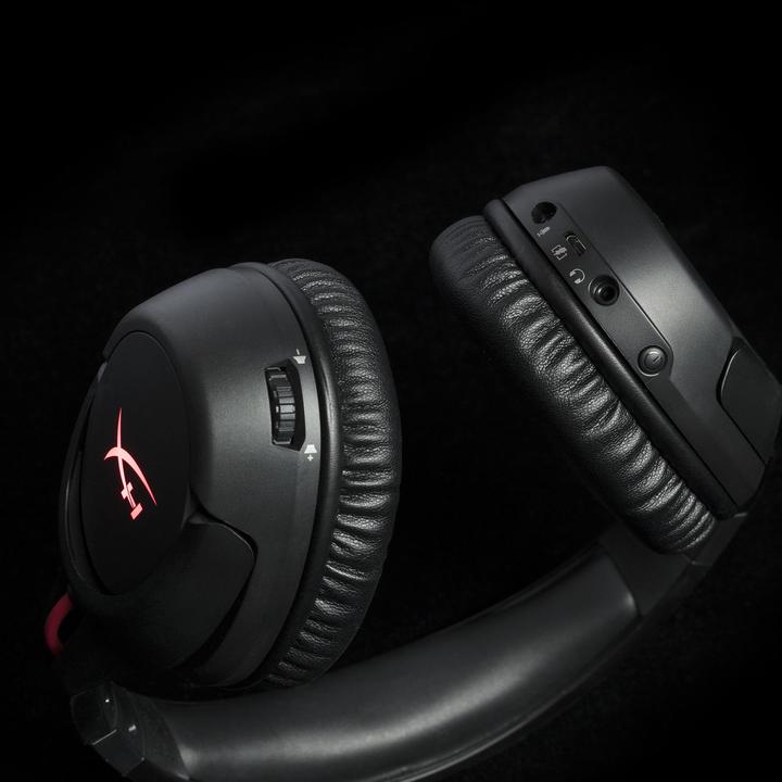 Actual product image HyperX Cloud Flight (Wireless)