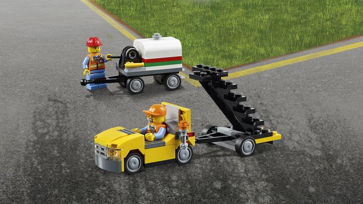 Actual product image LEGO City airport terminal hall (60104, LEGO City)