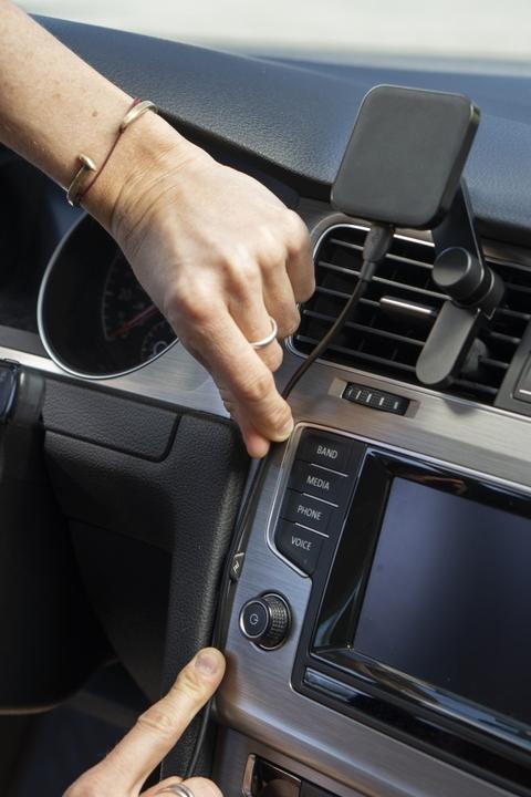 Actual product image Peak Design Charging Car Mount Vent
