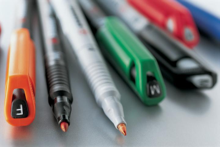 Produktbild STABILO OHPen universal Folienstift permanent (Grün, Blau, Schwarz, Rot, 0.40 mm, 4 x)