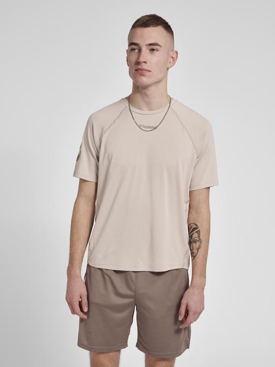 Actual product image hummel Mt Laze T-Shirt (L)