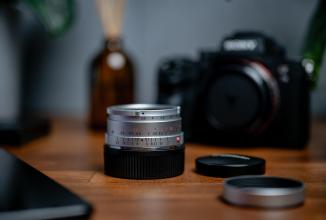 Actual product image Voigtländer Color-Skopar 28mm/2.8 VM II asph. silver (Leica M, full size)
