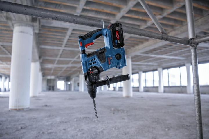 Produktbild Bosch Professional GBH 18V-28 CF (Akkubetrieb)
