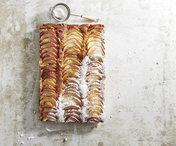 Produktbild Betty Bossi Kochbuch Desserts für grosse Runden (Deutsch, Betty Bossi, 2023)