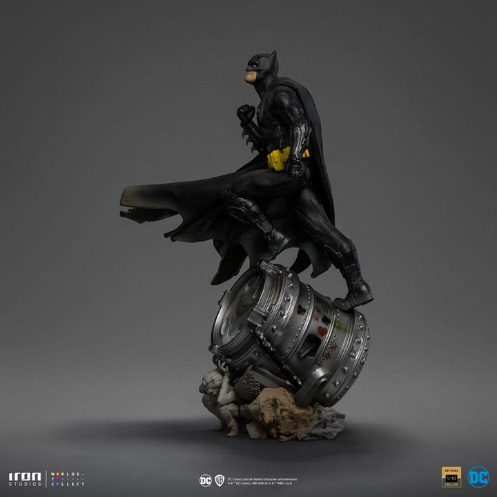 Immagine prodotto Iron Studios Statua DC Comics BDS Art Scale 1/10 Batman Deluxe (Versione Nera Esclusiva) heo UE Exclusive 30 cm