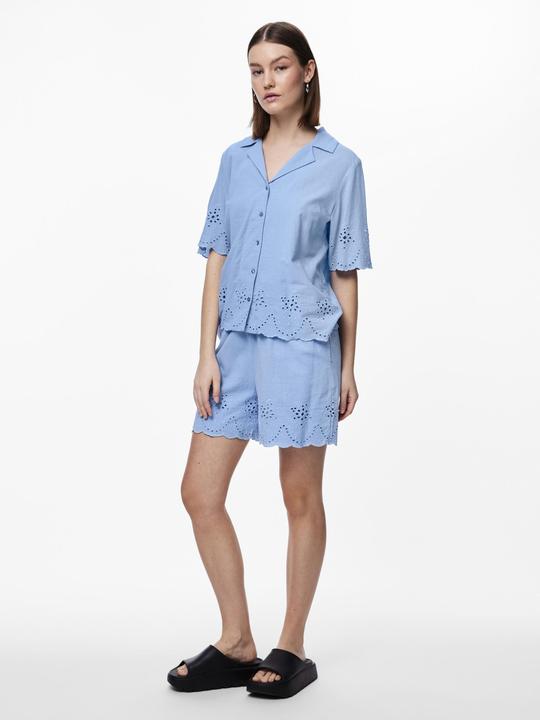 Actual product image Pieces PCALMINA STICKEREI Shorts (XS)
