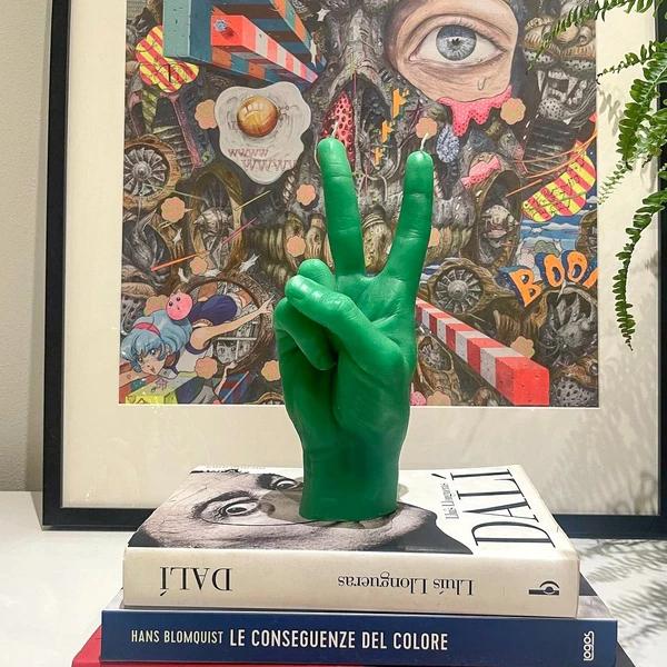 Actual product image Candle Hand Victory (1 pcs.)