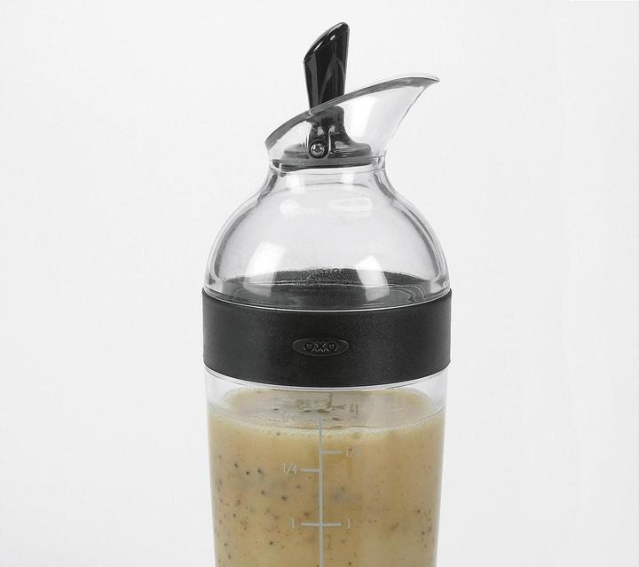 Image du produit OXO Saupoudreuse à salade (350 ml)