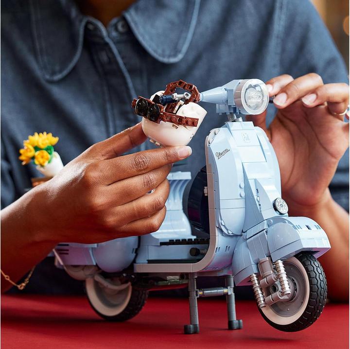 Produktbild LEGO Vespa 125 (10298, LEGO Icons, LEGO Seltene Sets)