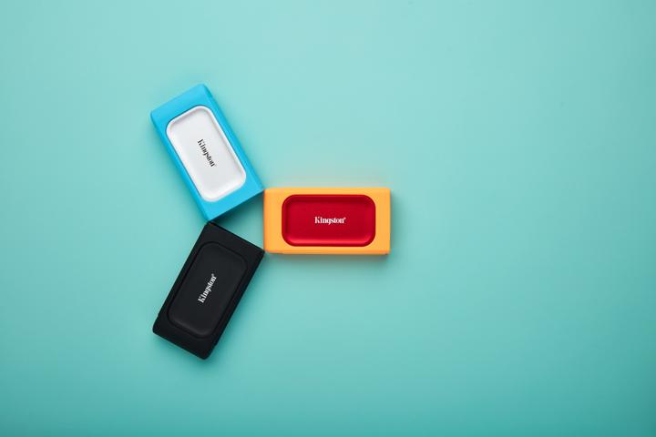 Actual product image Kingston XS SSD Rubber Sleeve 3 Pack - Black Blue Orange