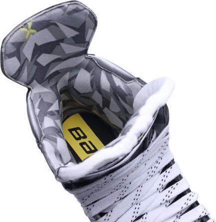 Immagine prodotto Nauer Pattini da hockey a rotelle BAUER Vapor X3 INT (JR-INT 5 - 38,5, REGULAR) (38.5)