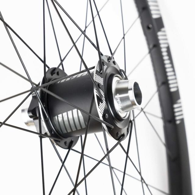 Image du produit e*13 LG1 Race Carbon (Roue avant, 27.5")