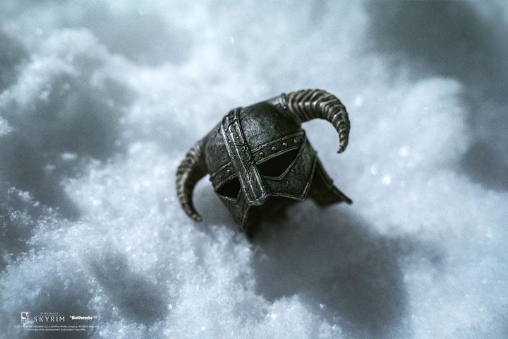 Actual product image Purearts The Elder Scrolls V: Skyrim - Deluxe Dragonborn 1:6 Scale Figure