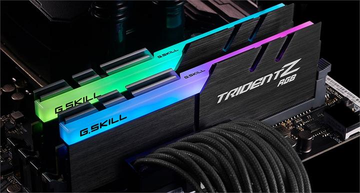 Immagine prodotto G.Skill Trident Z RGB (2 x 16GB, 4000 MHz, DDR4-RAM, DIMM)