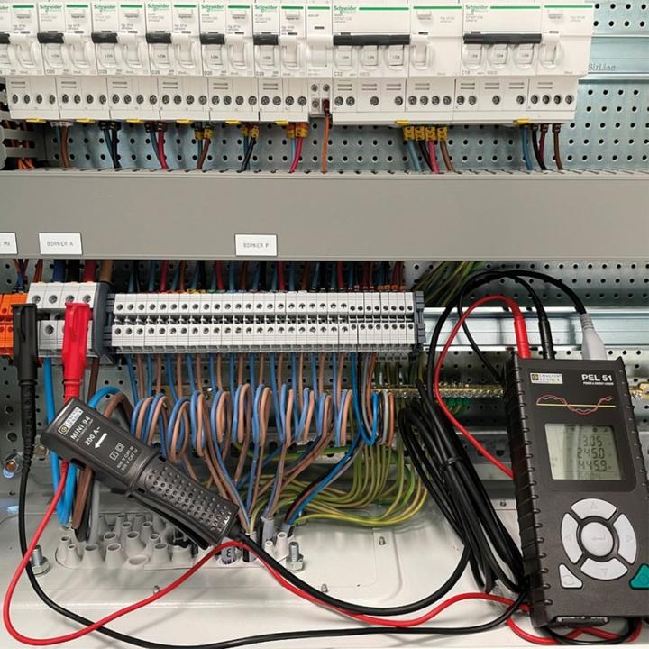 Immagine prodotto Chauvin Arnoux PEL 51 Analizzatore di rete monofase con pinze amperometriche, con funzione di logger (Analizzatore)
