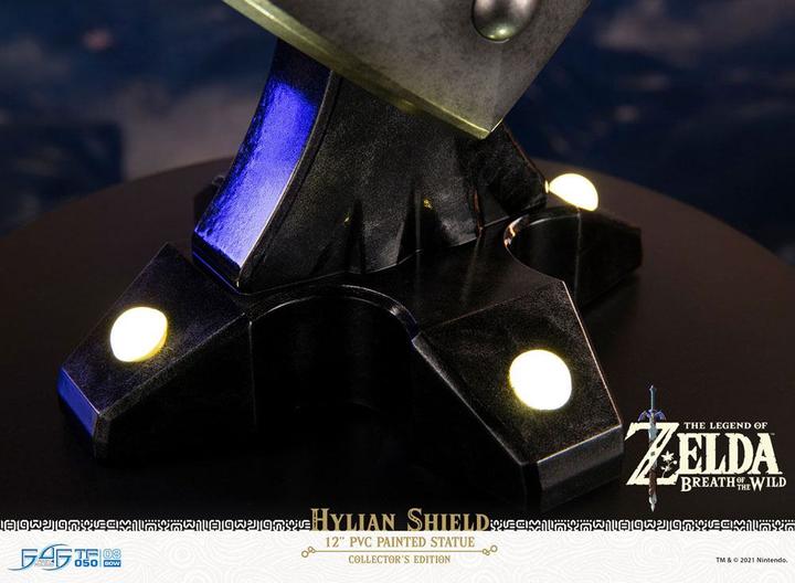 Actual product image First 4 Figures Zelda Breath of the Wild Hylian Shield - Collector Edition