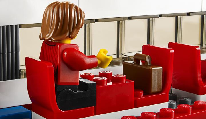Actual product image LEGO City High Speed Train (60051, LEGO City)